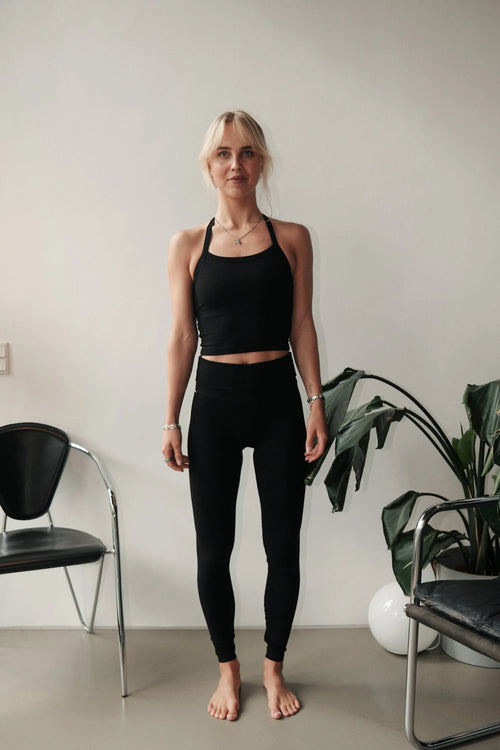 Curva Leggings – Pilates wear by Sink Reformer